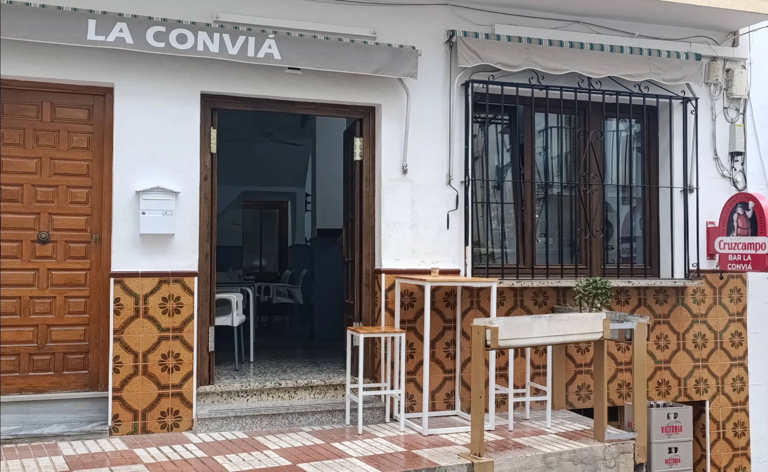 La Conviá Bar
